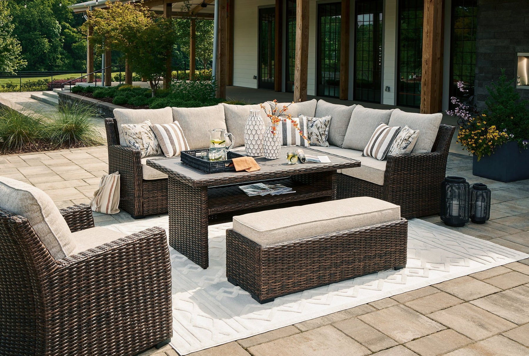 Five Star Furniture - Patio Furniture Buying Guide: Materials, Layout, and Seasonal Care