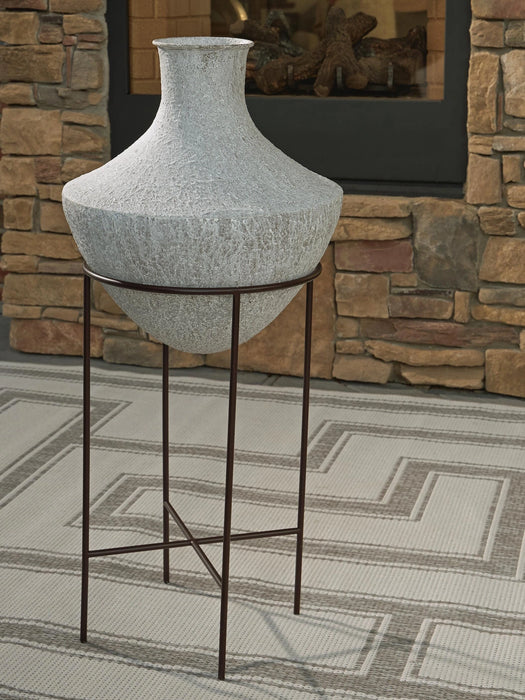 Five Star Furniture - Estonbank Vase