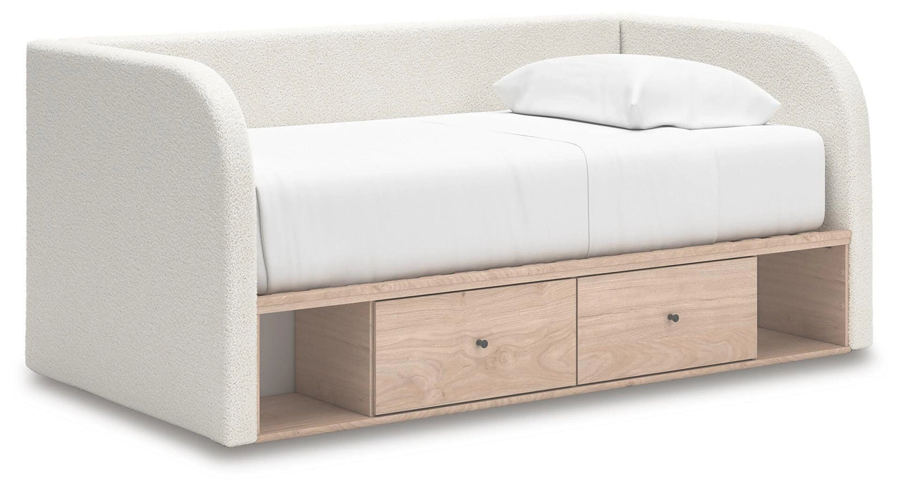 Five Star Furniture - Arloster Upholstered Bed
