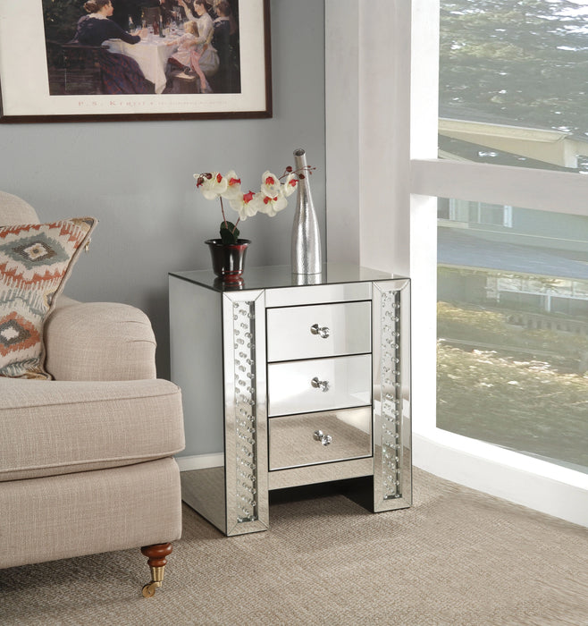 Five Star Furniture - Nysa Mirrored & Faux Crystals Accent Table