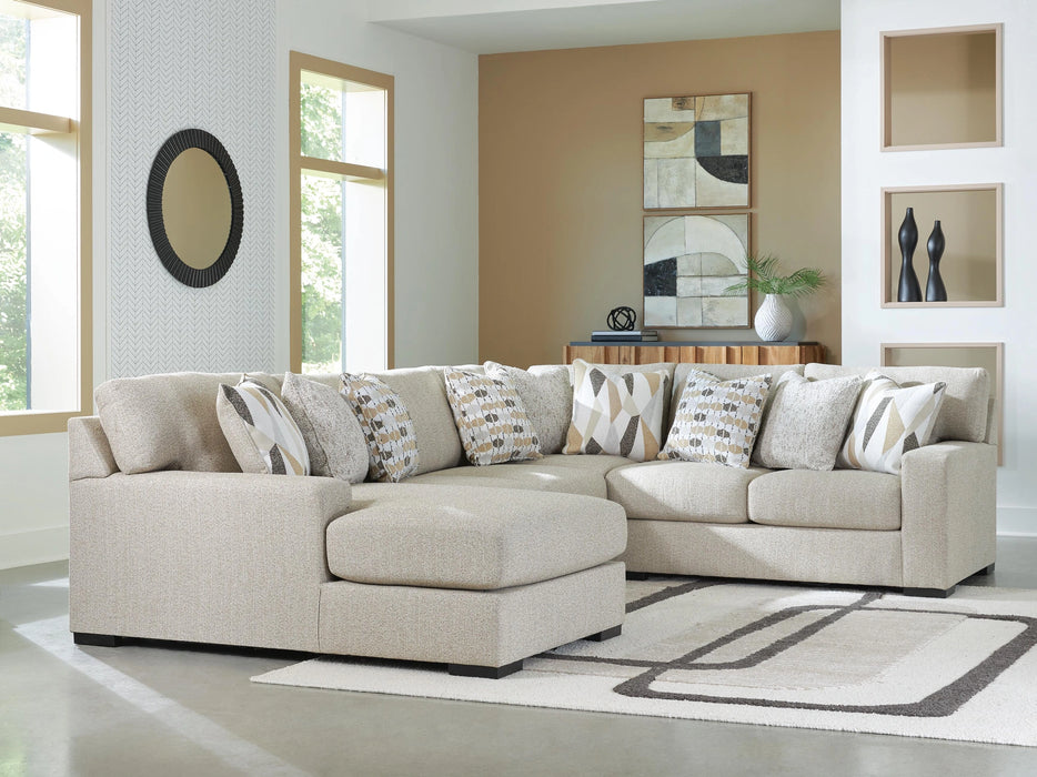 Five Star Furniture - Laurelgrove Sectional with Chaise