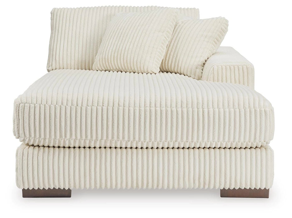 Five Star Furniture - Lindyn Sectional with Chaise