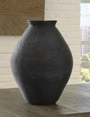 Five Star Furniture - Hannela Vase