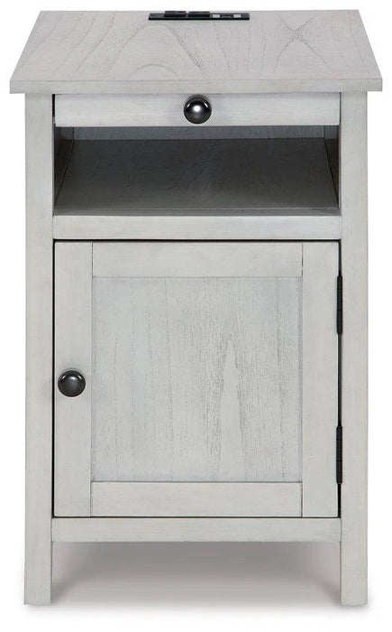 Five Star Furniture - Treytown Chairside End Table