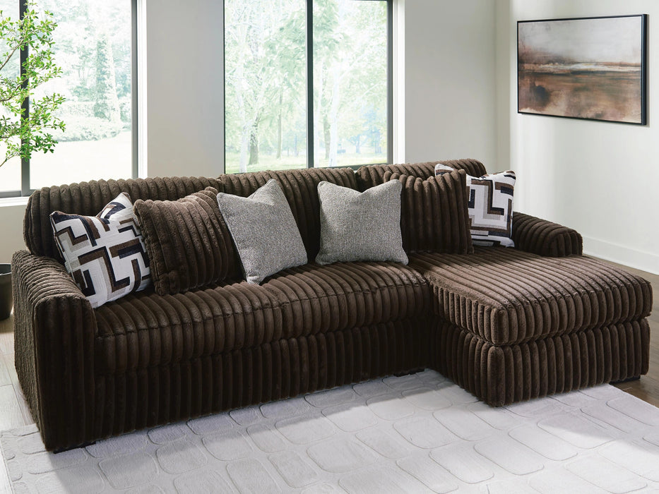 Five Star Furniture - Midnight-Madness Sectional Sofa with Chaise