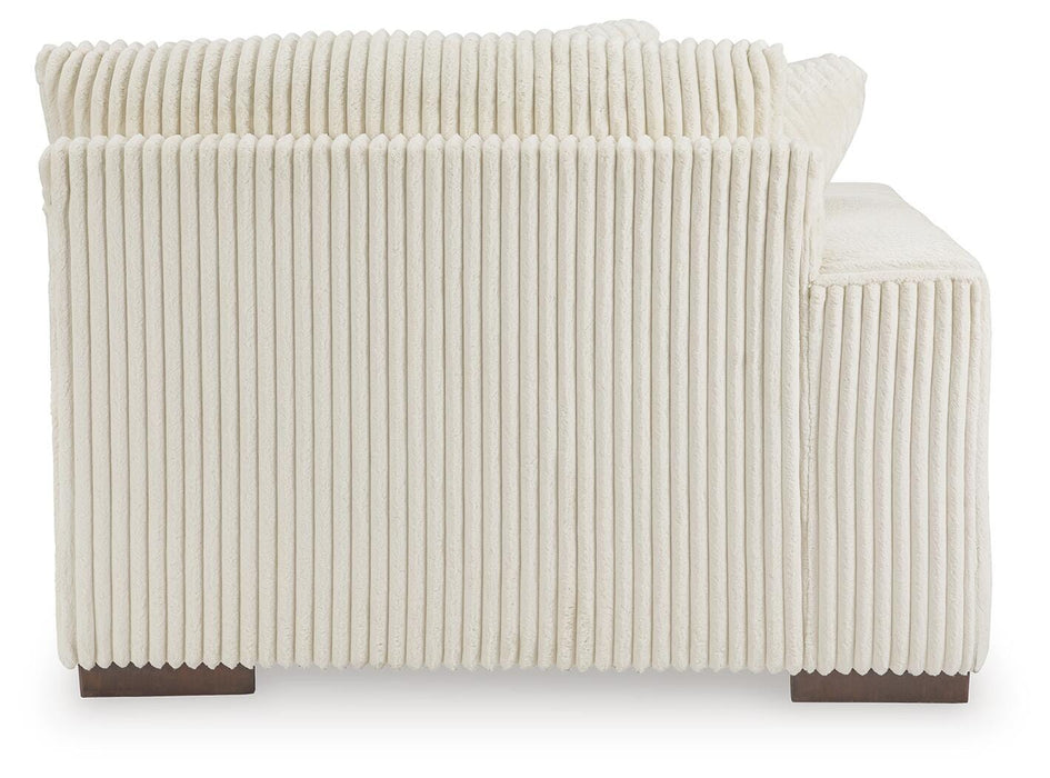 Five Star Furniture - Lindyn Sectional with Chaise