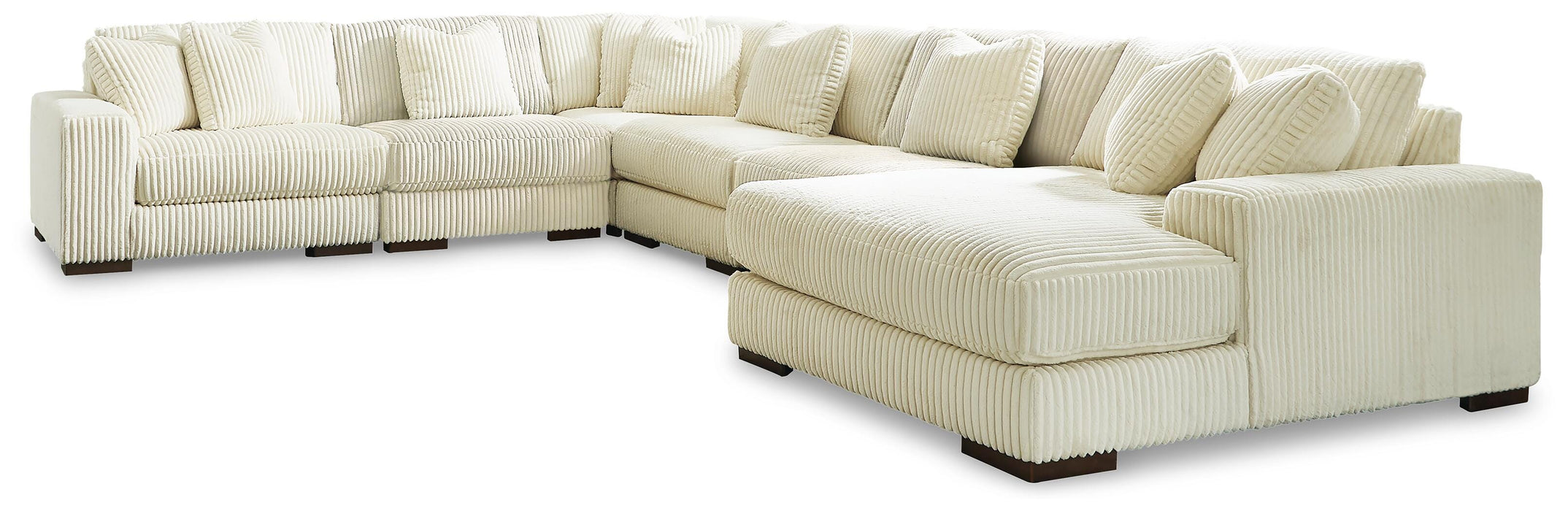 Five Star Furniture - Lindyn Sectional with Chaise
