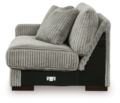 Five Star Furniture - Lindyn Sectional with Chaise - Five Star Furniture & Mattress (GA)