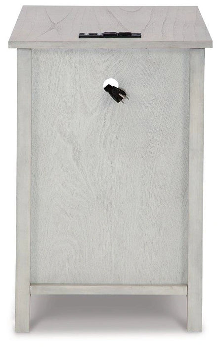 Five Star Furniture - Treytown Chairside End Table