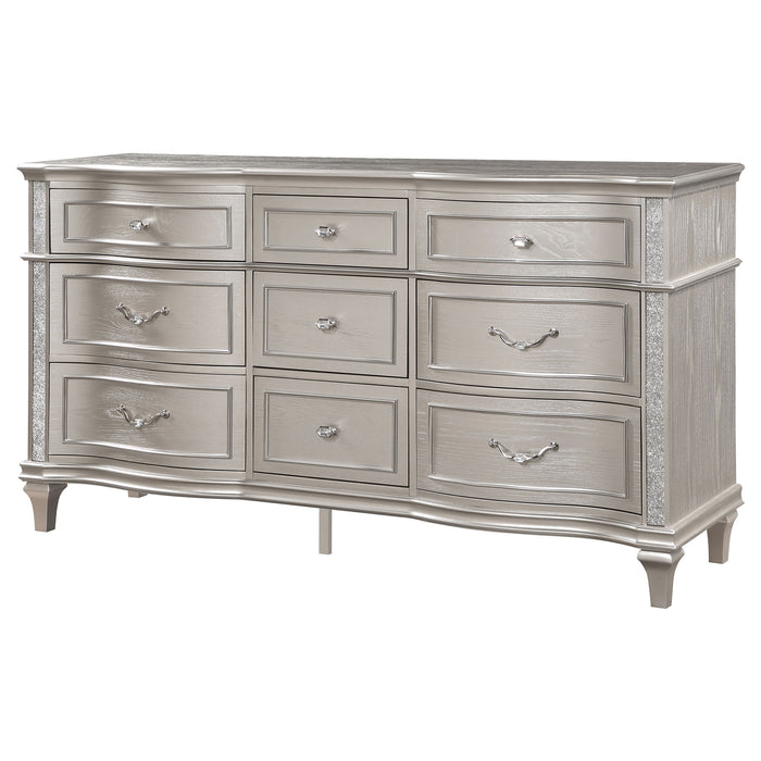 Five Star Furniture - Evangeline 9-drawer Dresser Silver Oak