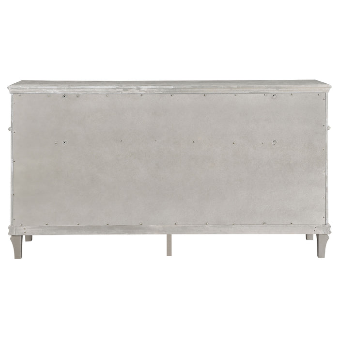 Five Star Furniture - Evangeline 9-drawer Dresser Silver Oak