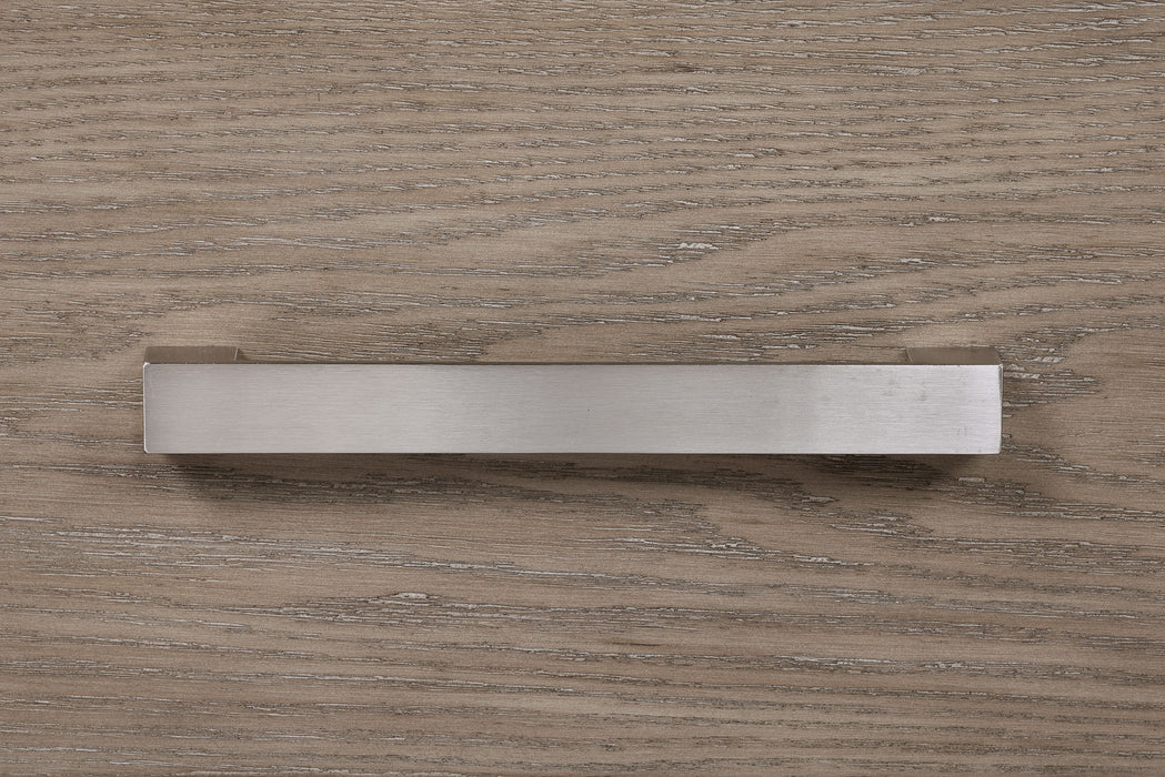 Kenora 4 & 5 Piece Bedroom Set E.King, Queen, & Cal.king