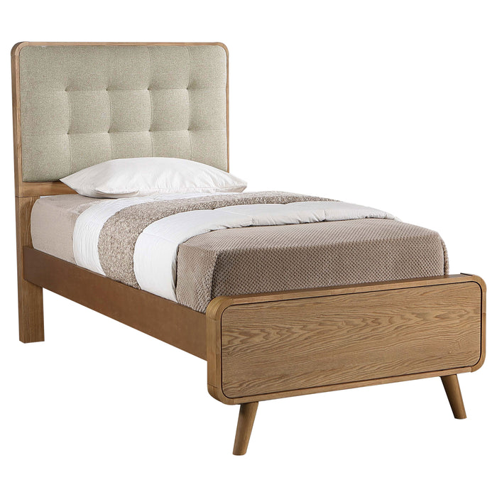 Five Star Furniture - Robyn Panel Platform Bed