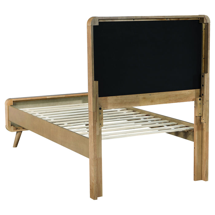 Five Star Furniture - Robyn Panel Platform Bed