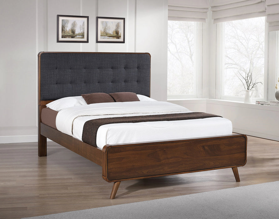 Five Star Furniture - Robyn Panel Platform Bed