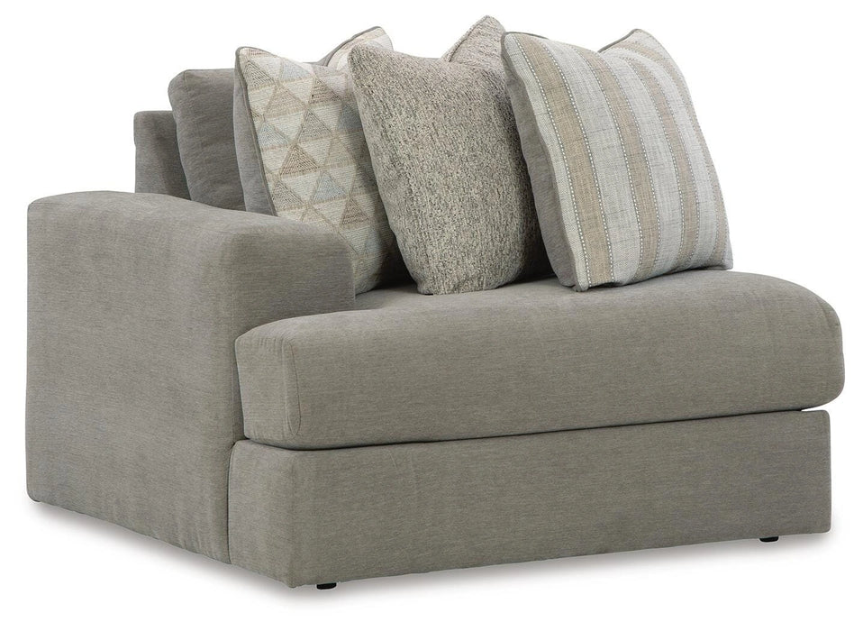 Five Star Furniture - Avaliyah Sectional with Chaise
