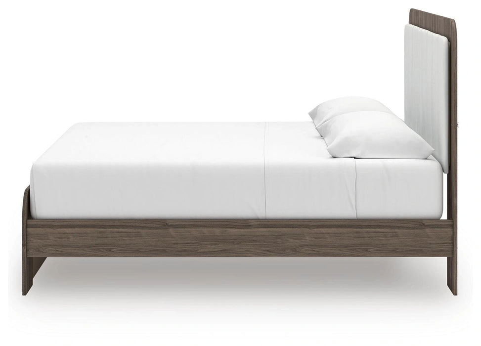 Five Star Furniture - Kendanport Upholstered Bed