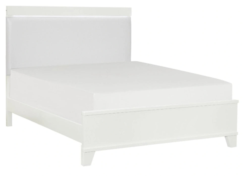 Five Star Furniture - Kerren King Platform Bed in White 1678WK-1EK*
