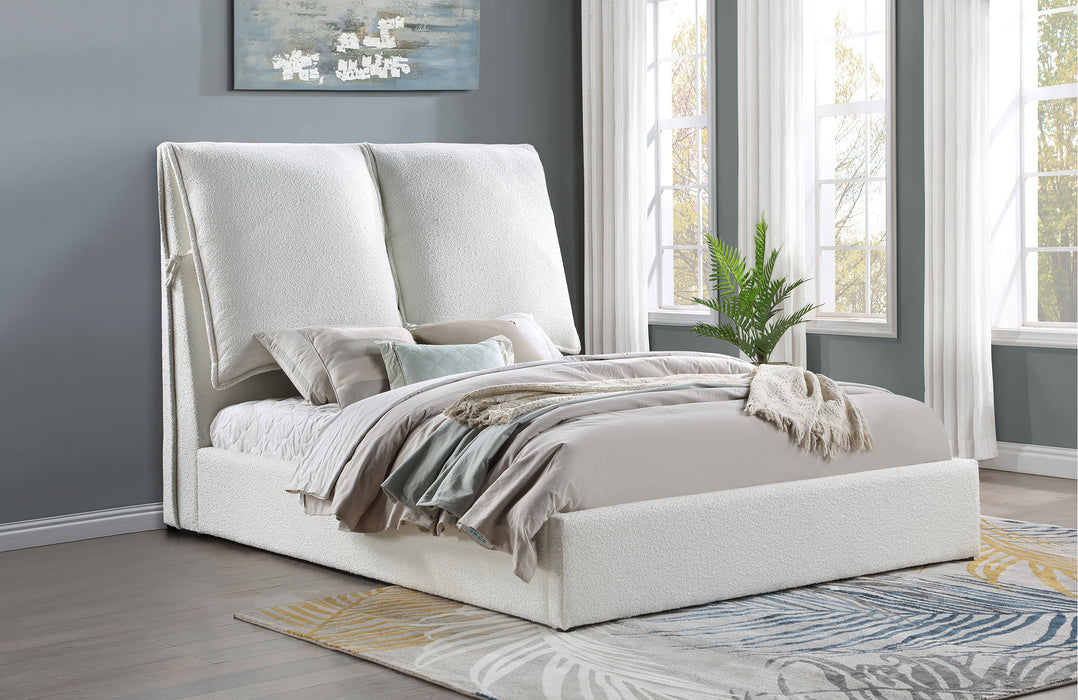Five Star Furniture - Gwendoline Panel Platform Bed