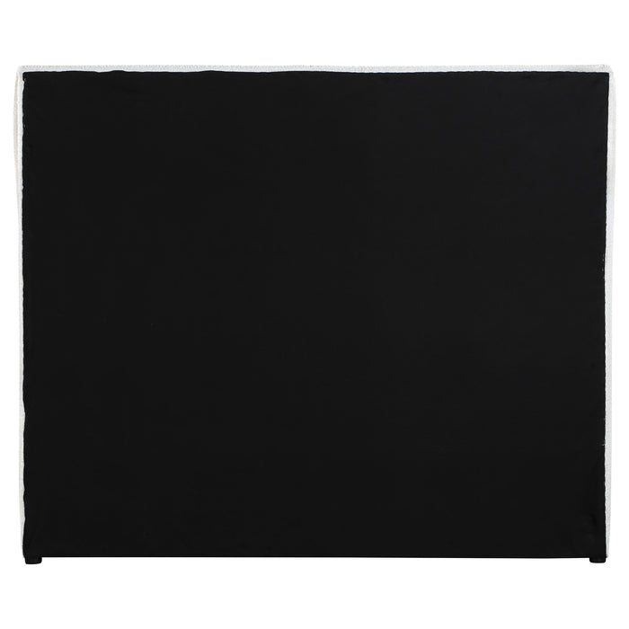 Five Star Furniture - Gwendoline Panel Platform Bed