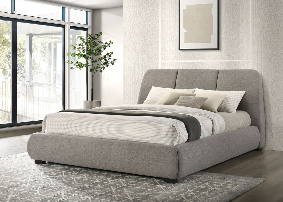 Five Star Furniture - Mokena Panel Platform Bed