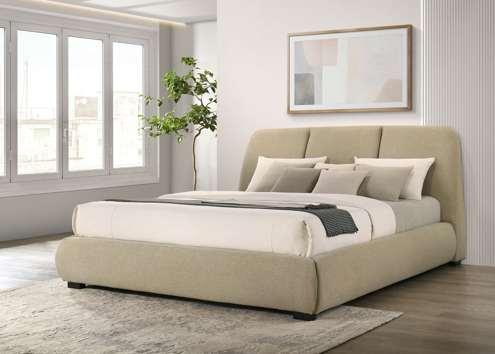 Five Star Furniture - Mokena Panel Platform Bed