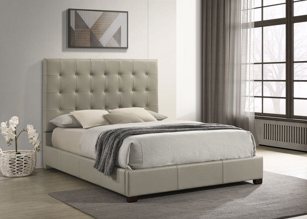 Five Star Furniture - Medley Panel Platform Bed