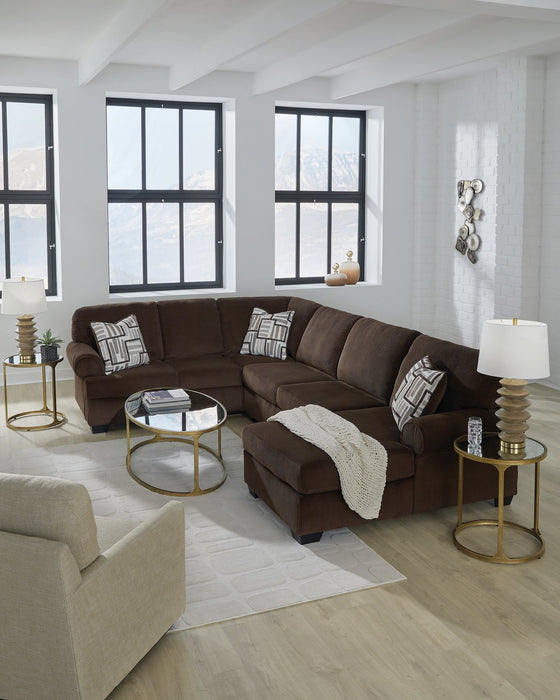 Kimlee Sectional with Chaise - Five Star Furniture & Mattress (GA)