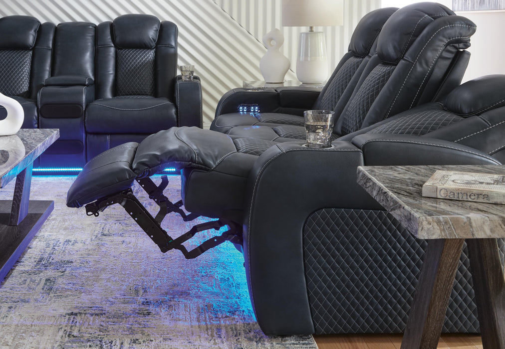 Five Star Furniture - Fyne-Dyme Living Room Set