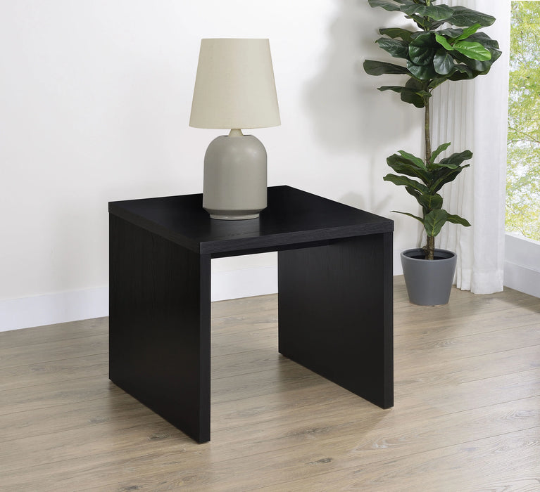 Five Star Furniture - Knapp End Table