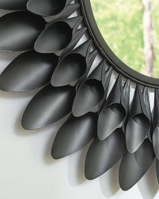 Five Star Furniture - Ryenmour Accent Mirror