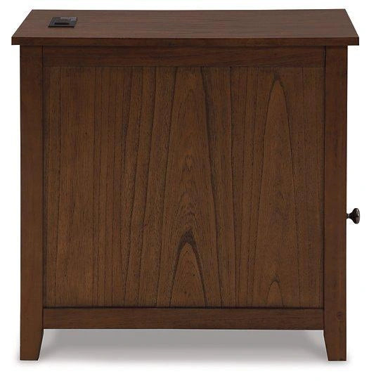 Five Star Furniture - Treytown Chairside End Table