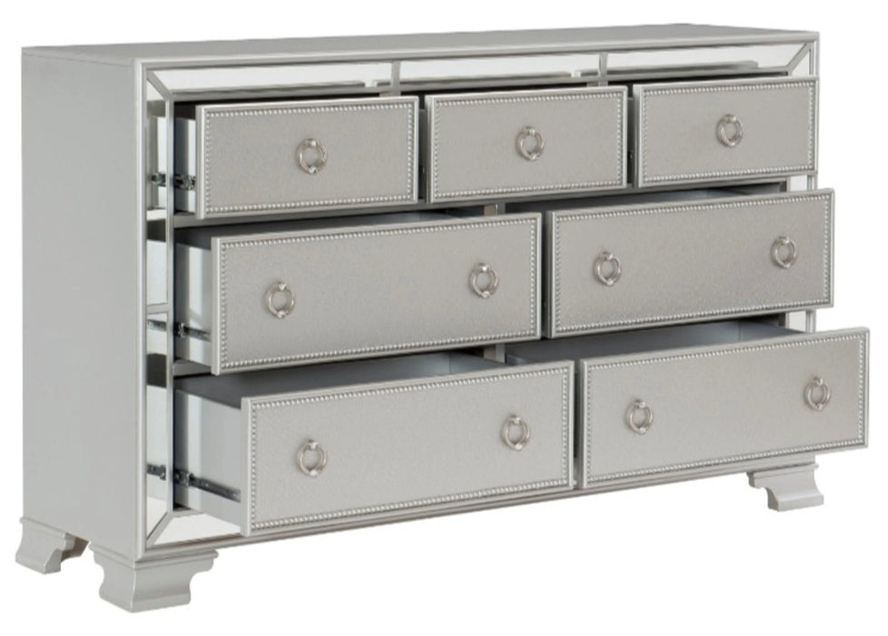 Five Star Furniture - Avondale Dresser in Silver 1646-5