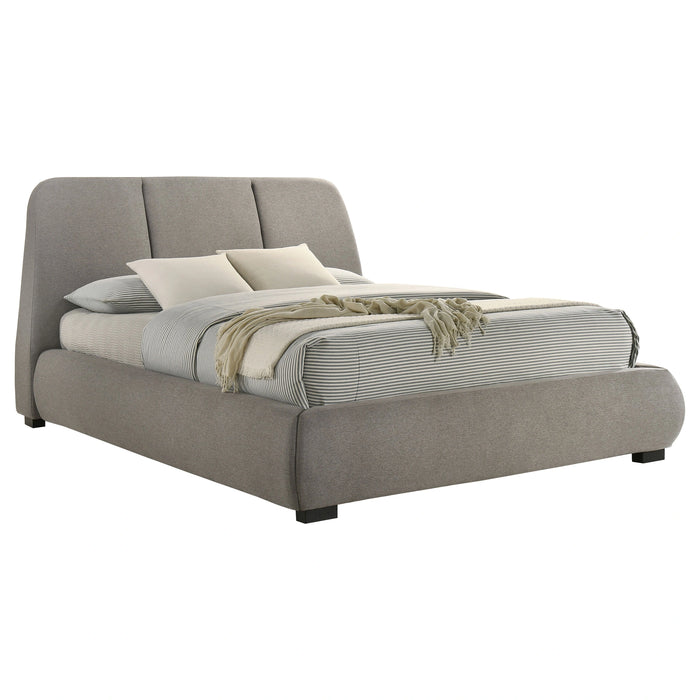 Five Star Furniture - Mokena Panel Platform Bed