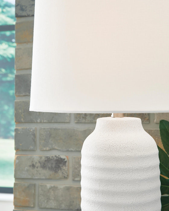 Five Star Furniture - Vauville Table Lamp (Set of 2)