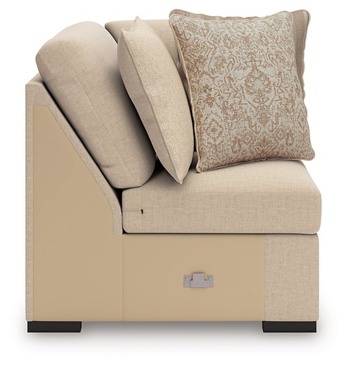 LadyMae Sectional with Chaise - Five Star Furniture & Mattress (GA)