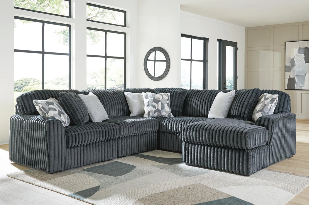 Five Star Furniture - Midnight-Madness Sectional with Chaise