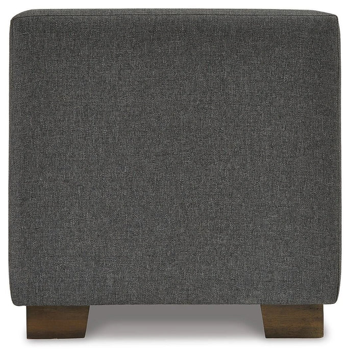 Five Star Furniture - Cortwell Storage Bench