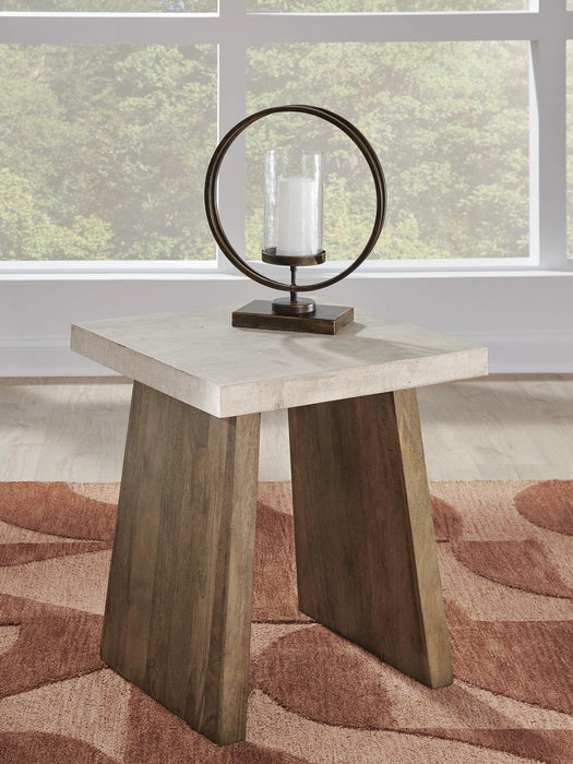Five Star Furniture - Brendalhouse End Table
