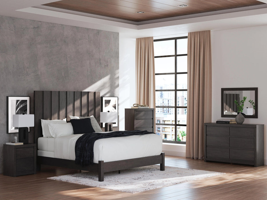Five Star Furniture - Fraluna Chest of Drawers