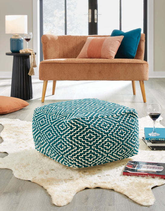 Five Star Furniture - Brynnsen Pouf