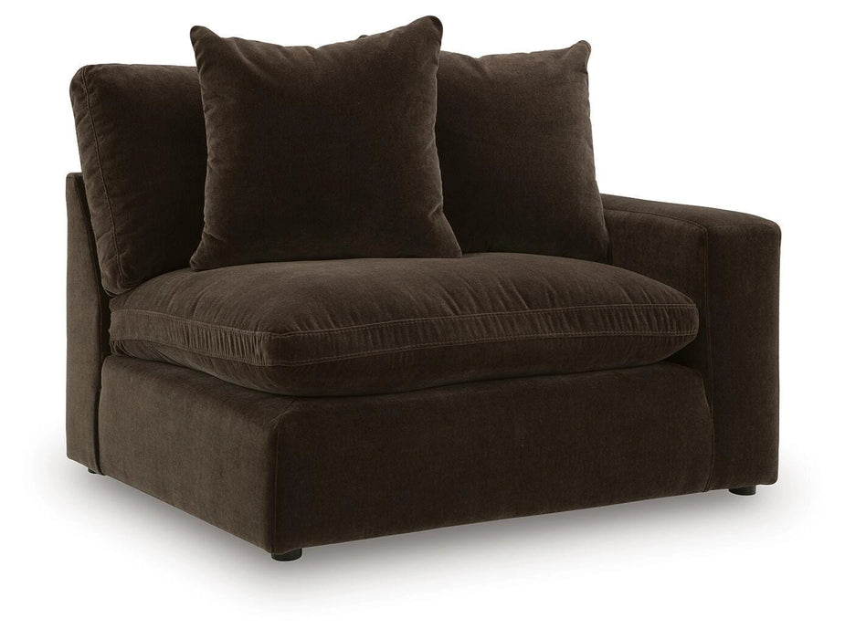 Five Star Furniture - Maxton Heights Sectional