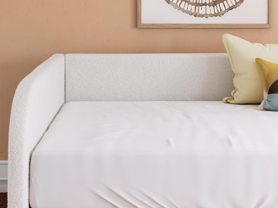 Five Star Furniture - Arloster Upholstered Bed