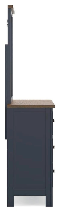 Five Star Furniture - Landocken Bedroom Package