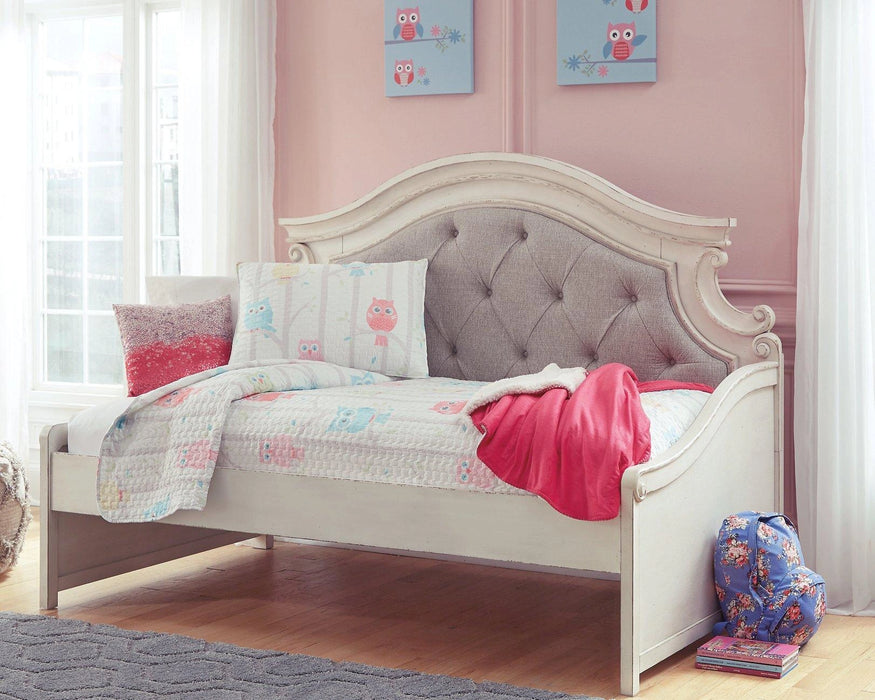 Five Star Furniture - Product image