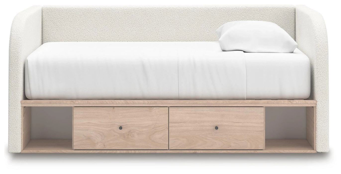 Five Star Furniture - Arloster Upholstered Bed