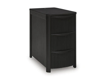 Five Star Furniture - Camdill Chairside End Table