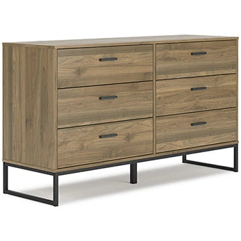 Five Star Furniture - Deanlow Bedroom Package