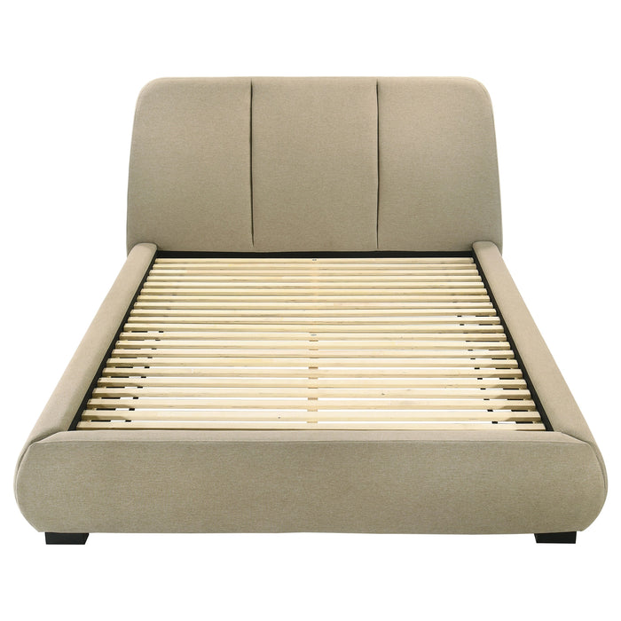 Five Star Furniture - Mokena Panel Platform Bed