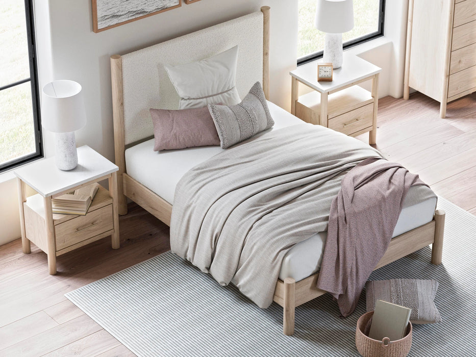 Five Star Furniture - Cadmori Upholstered Bed